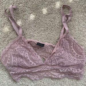 MAUVE LACE BRALETTE
